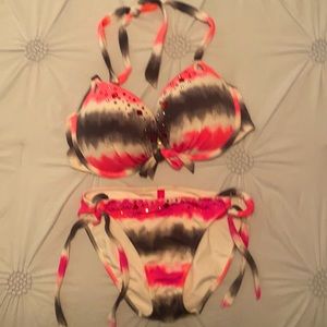 This is SOLD! can’t get it to delete